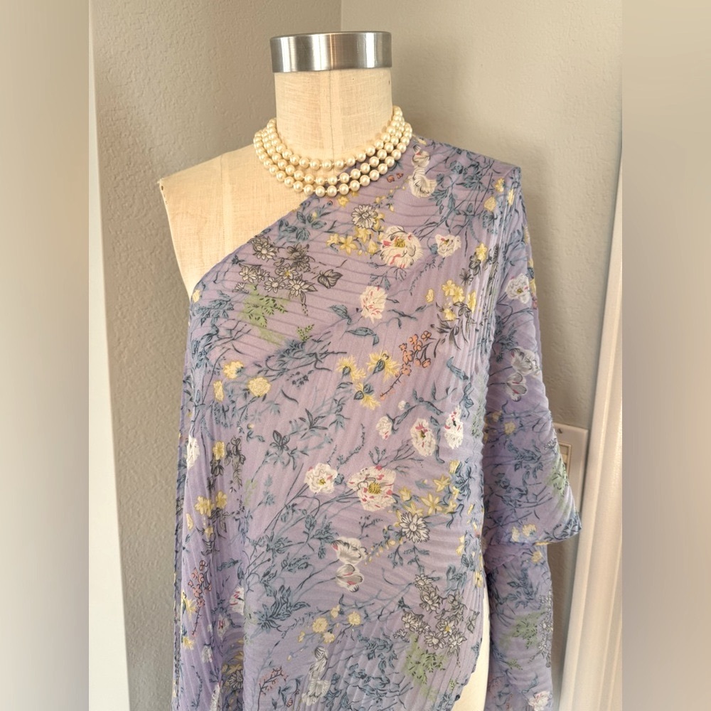 Charming Charlie Herringbone Pleated Floral Scarf 68” x 20”